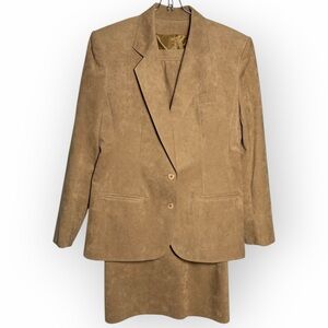 Vintage Classic Faux Suede Tan Blazer Skirt Set Size 10 ILGWU 80's 90's Sz 10‎